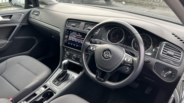 Volkswagen Golf 1.5 TSI EVO SE [Nav] 5dr DSG Petrol Hatchback